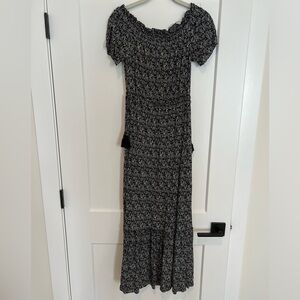 Flowy off the shoulder maxi dress from 1.State